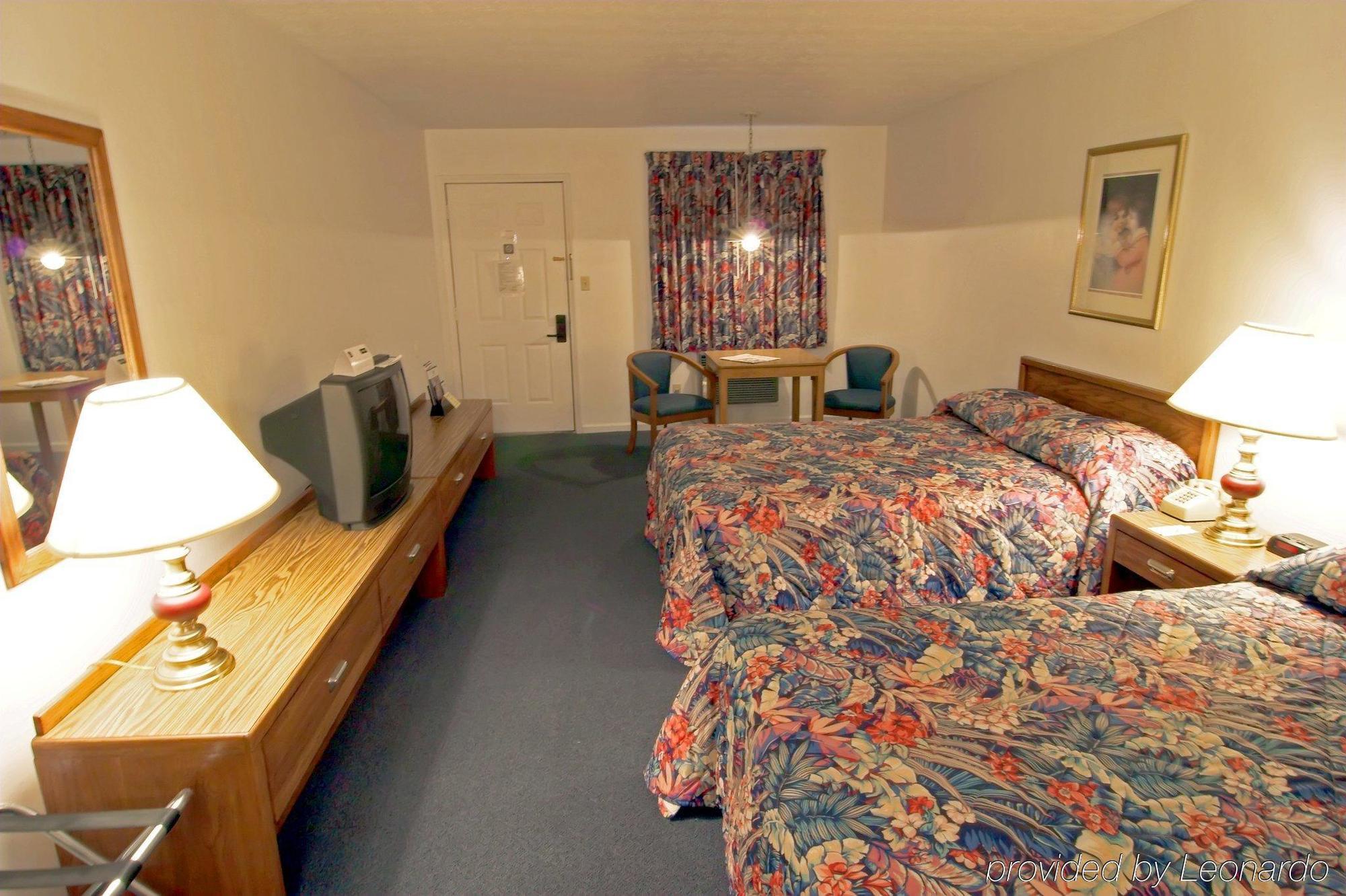 Motel 6-Metropolis, Il Экстерьер фото